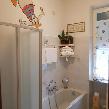 Pensión Bibi A Mare Finale Ligure